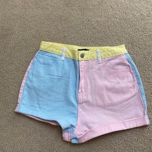 Color block shorts